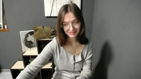 Jesica online show from February 19, 7:40 am