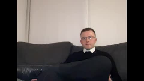 shinjisan0 online show from December 1, 11:18 pm