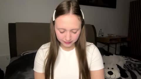 Shirley online show from September 26, 8:28 pm