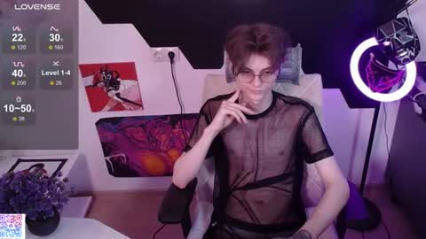 shiromy_ online show from June 28, 6:37 pm