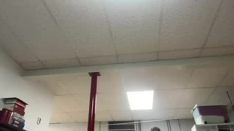 shirtlesshunk15 online show from April 21, 2:51 am