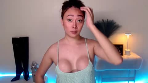 Snapshot of shivvariana_manflayer chatting on September 26, 5:59 am WET AND WILD YHANNA online show from September 26, 5:59 am