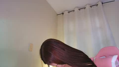  kendal  online show from October 17, 5:50 pm