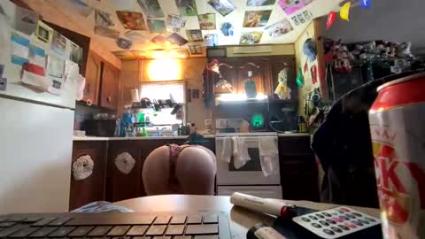 shorty920505 online show from April 27, 11:35 pm