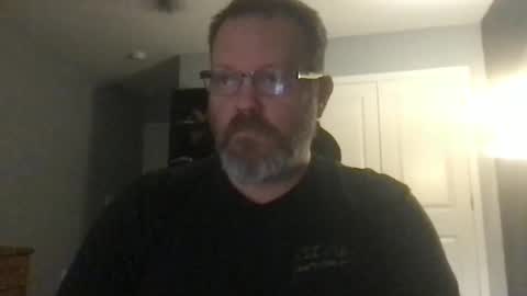 shughes740 online show from November 8, 12:24 am