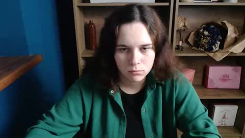 Snapshot of shy_lil chatting on October 16, 8:03 am shy_lil online show from October 16, 8:03 am