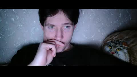 Snapshot of shy_matthew chatting on October 29, 1:51 am Matthew online show from October 29, 1:51 am