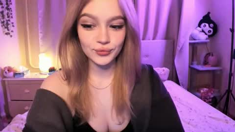 Megan 3 online show from December 19, 11:44 pm