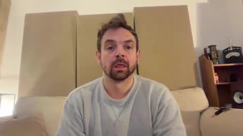 Snapshot of shyb35 chatting on October 2, 12:42 am shyb35 online show from October 2, 12:42 am