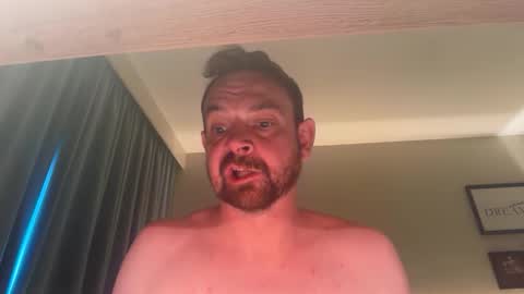 Snapshot of shyb35 chatting on September 9, 6:13 am shyb35 online show from September 9, 6:13 am