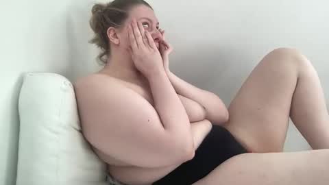 shybaby909 online show from March 29, 11:45 am