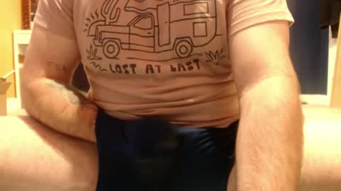 shyguy0212 online show from April 6, 7:15 pm