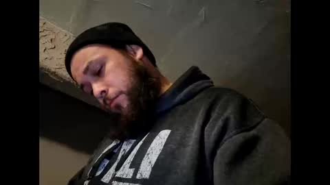 Snapshot of shyguy_passion chatting on January 22, 8:18 am  at ya who online show from January 22, 8:18 am