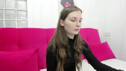 shyly_lisa online show from May 27, 1:57 am