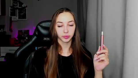 SIA online show from January 11, 2:50 am