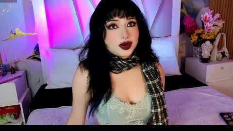 Sienna Desieree online show from April 23, 2:30 am