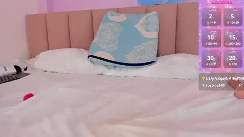 sienna_mg12 online show from December 3, 1:12 pm