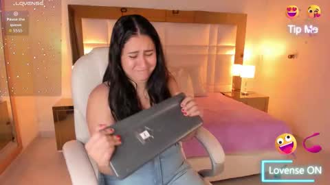 Sienna  online show from October 13, 11:34 am