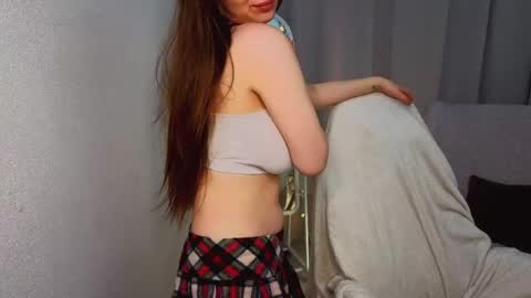 siennasayss online show from April 15, 5:55 am