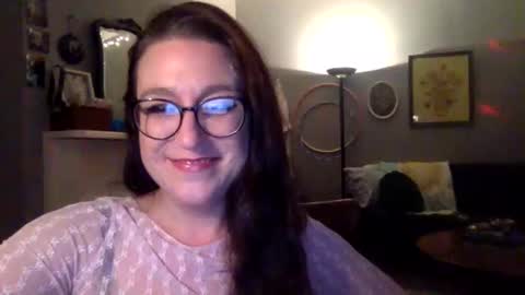 siennavia online show from February 15, 4:26 am