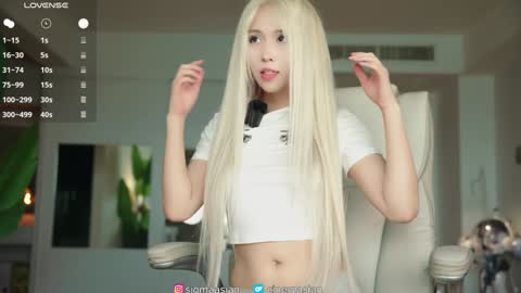 OF   instagram sigmaasian twitter sigmasian online show from February 20, 5:18 am