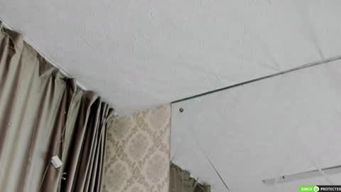 SilasCollins online show from November 15, 8:27 am