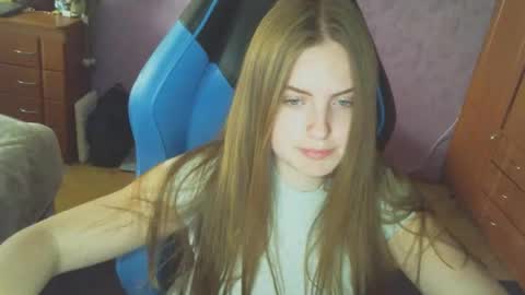 Erica online show from April 30, 3:39 pm