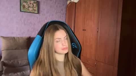 Erica online show from June 24, 10:44 am