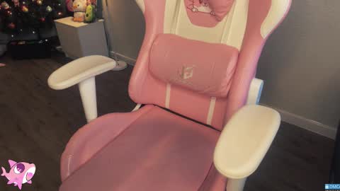 Nixie online show from March 6, 1:10 pm