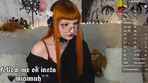 Mia online show from June 12, 10:09 pm