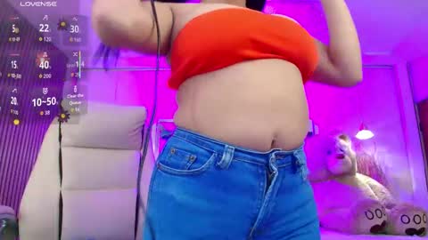 SIlvana  online show from November 14, 1:46 pm