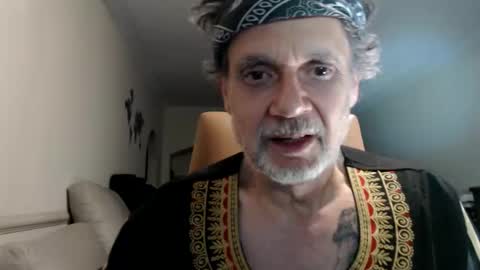 SilverFox online show from May 30, 6:06 pm