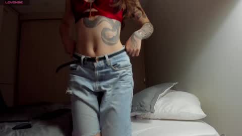 silverhase1 online show from September 26, 11:46 pm