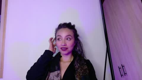 simone_feral online show from July 1, 12:14 pm