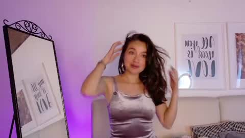 simone_feral online show from July 30, 12:06 pm
