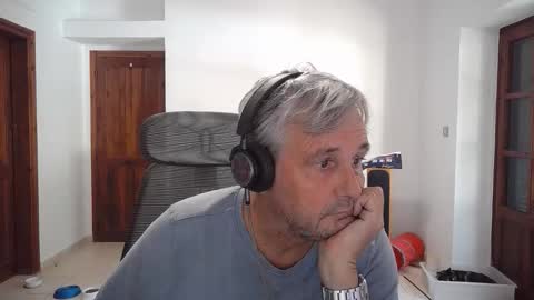 Simon online show from November 8, 9:34 am