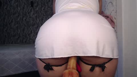 regina online show from November 21, 8:45 am