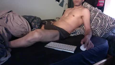 simplyminded online show from February 21, 3:37 pm