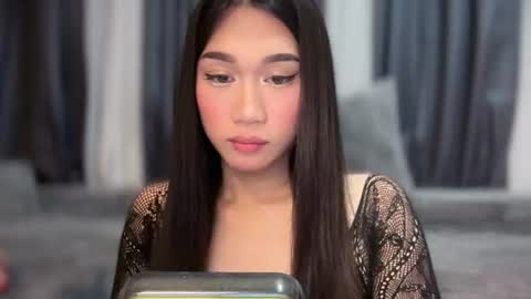 Kylie online show from August 6, 6:39 pm