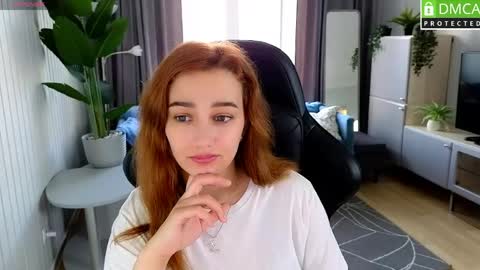 Sinty Noria online show from April 5, 1:02 am