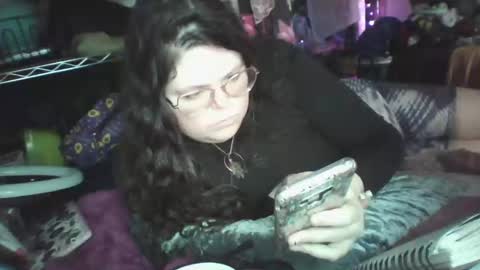 Siofra online show from March 10, 1:32 pm