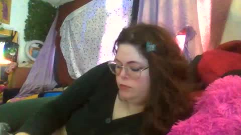 Siofra online show from April 7, 3:03 pm