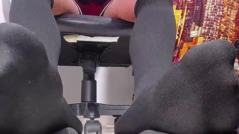 only foot                         worshipers here online show from March 11, 2:32 am