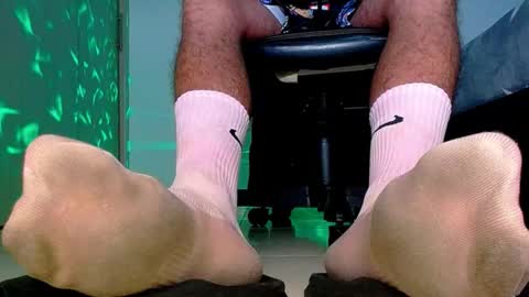 only foot                         worshipers here online show from September 17, 4:49 am