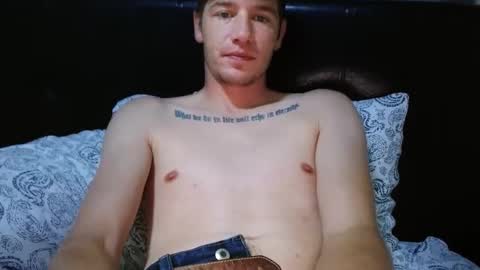 Snapshot of siscohater chatting on September 27, 4:43 am James online show from September 27, 4:43 am