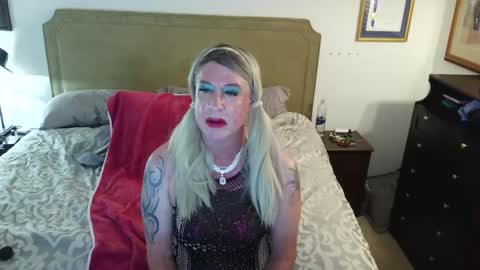 Snapshot of sissipatti69 chatting on September 18, 3:10 am sissipatti69 online show from September 18, 3:10 am