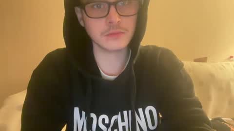 sissy_brit22 online show from December 12, 6:03 am