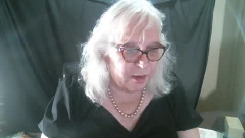 Sissy Diane online show from December 2, 12:31 am