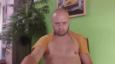 sixten19795 online show from September 11, 7:20 am