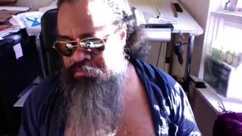 Snapshot of siyah_sakal chatting on February 26, 12:38 pm siyah_sakal online show from February 26, 12:38 pm